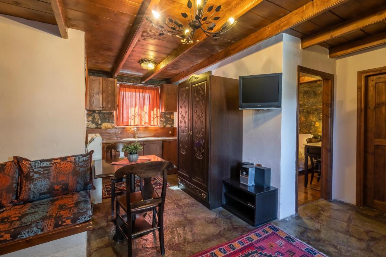 ROUGA Mountain Boutique Suites&Spa Agios Athanasios  Extérieur photo