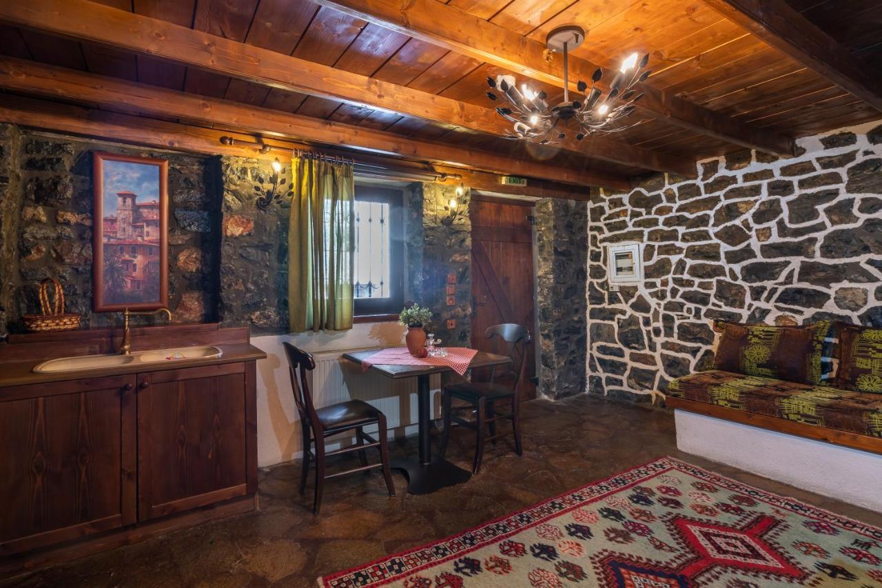 ROUGA Mountain Boutique Suites&Spa Agios Athanasios  Extérieur photo